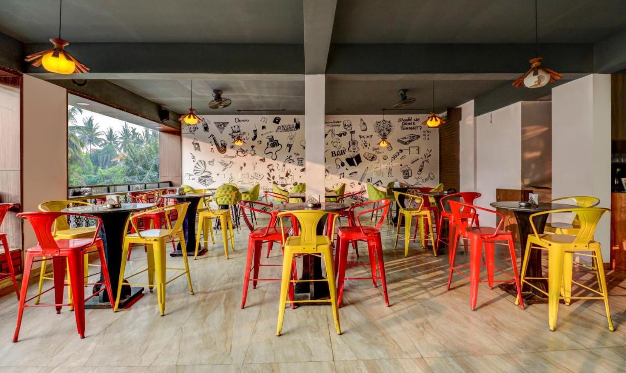 Treebo Three Street Inn Bengaluru Zewnętrze zdjęcie