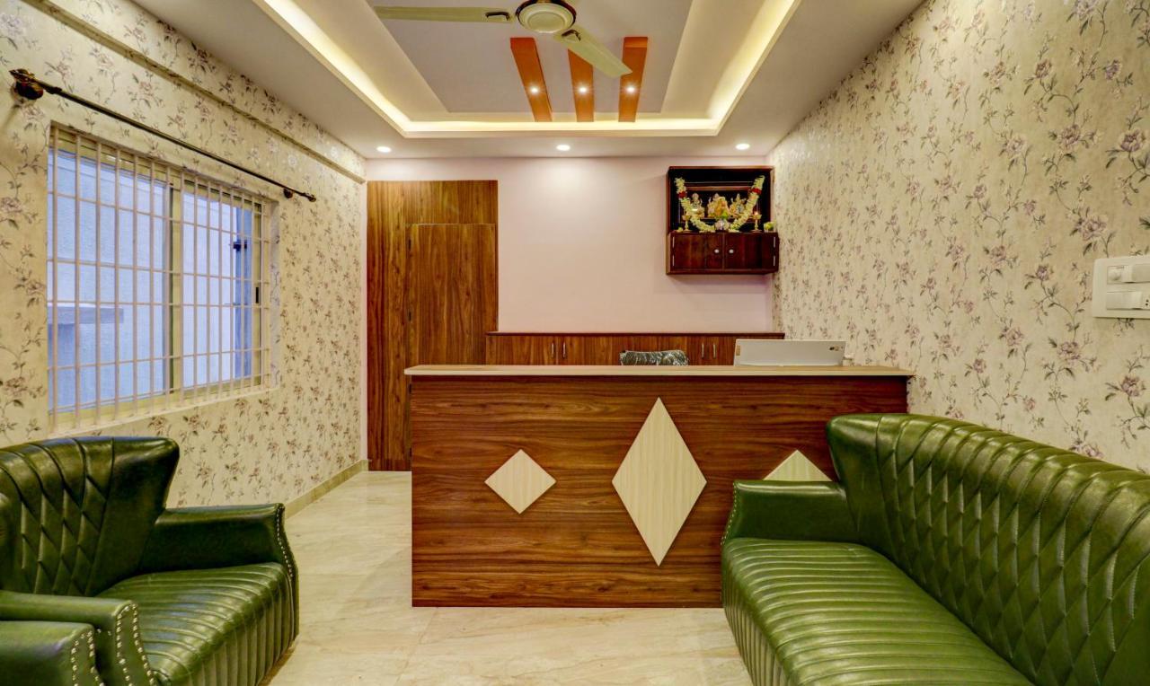 Treebo Three Street Inn Bengaluru Zewnętrze zdjęcie